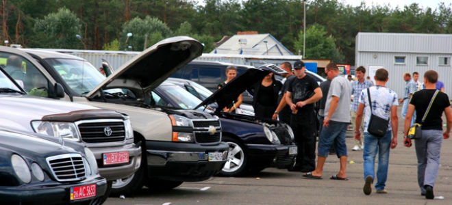 Что обязательно после покупки нужно поменять в авто?