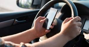 Чем грозит использование телефона за рулем