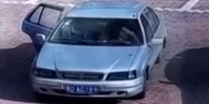 В интернет попало видео с необычным способом тушения автомобиля