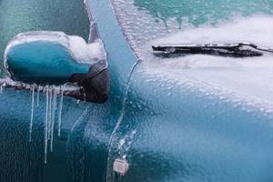 Как зимние холода влияют на техническое состояние машины?