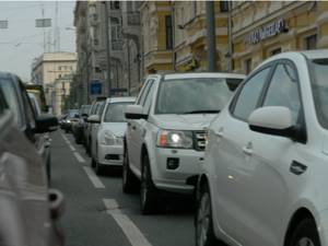 Из-за чего россияне смирились с бюджетными автомобилями
